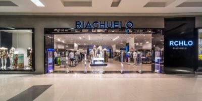 Riachuelo suspende operações de todas as lojas no Brasil