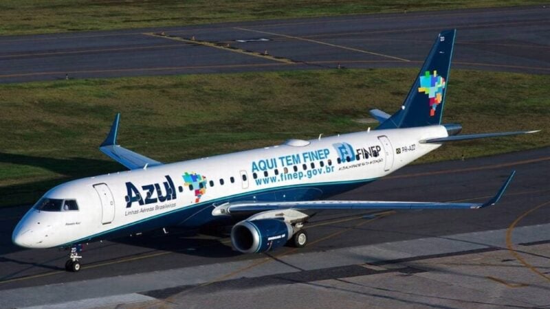 Azul (AZUL4): retomará voos domésticos no aeroporto de Guarulhos