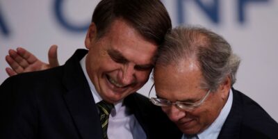 Paulo Guedes ‘é o homem que decide a economia no Brasil’, diz Bolsonaro