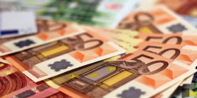 Coronavírus: atividade de serviços na zona do euro cai à mínima histórica