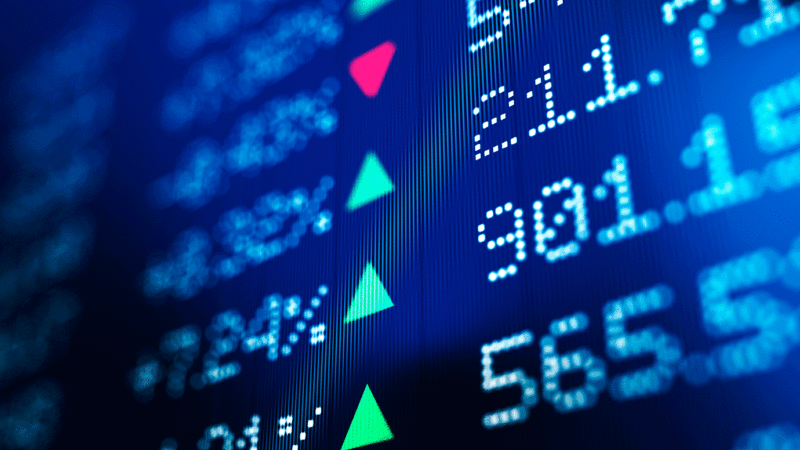 Ibovespa abre em leve alta; tensões políticas e reabertura econômica no radar