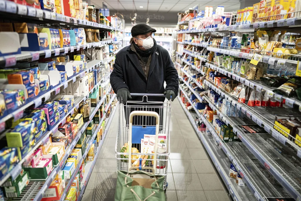 A ação da Profarma (PFRM3) encerrou a sessão desta terça-feira em alta de 0,47%, valendo R$ 6,44.