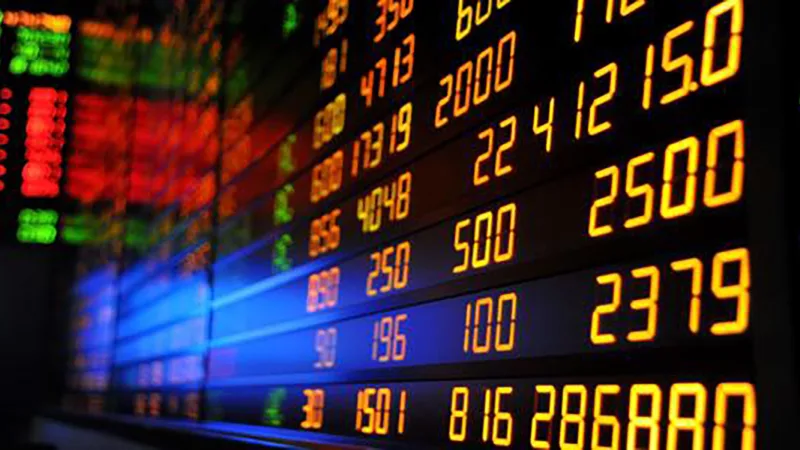 Ibovespa abre em leve alta, a 104.082 pontos; vacina contra Covid-19 no radar
