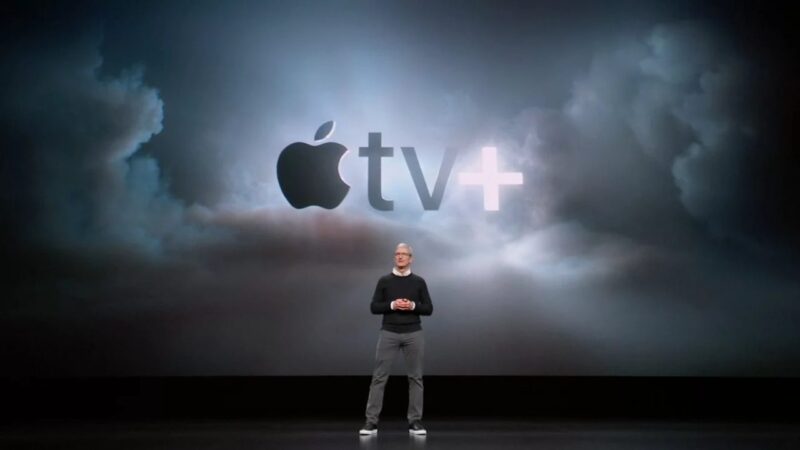 Apple adquire títulos antigos para fazer frente a concorrentes com TV+