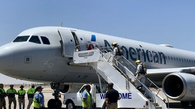 American Airlines e outras aéreas anunciam demissões em meio à crise