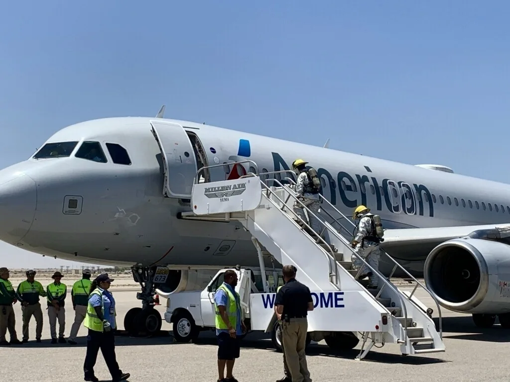 American Airlines e outras aéreas anunciam demissões em meio à crise