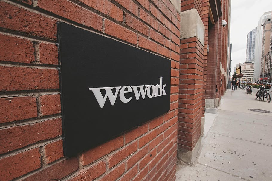 WeWork negocia aulas em seus espaços com escolas de NY