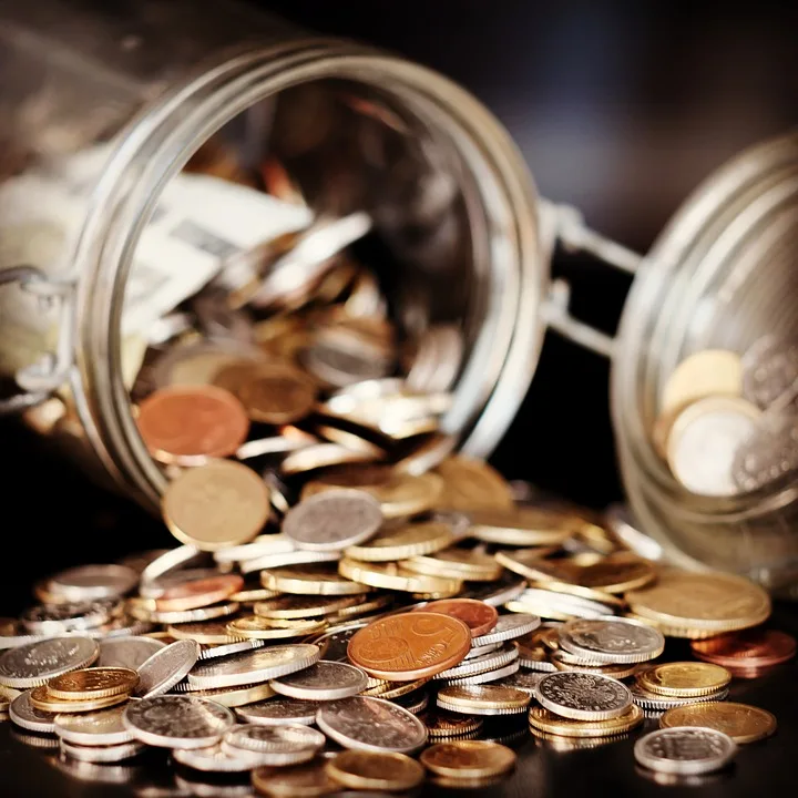 Investimentos caem 27,5% em abril, pior queda na série histórica do Ipea