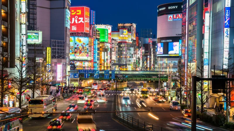 Japão atrai empresas do setor financeiro de Hong Kong, impactadas pela crise