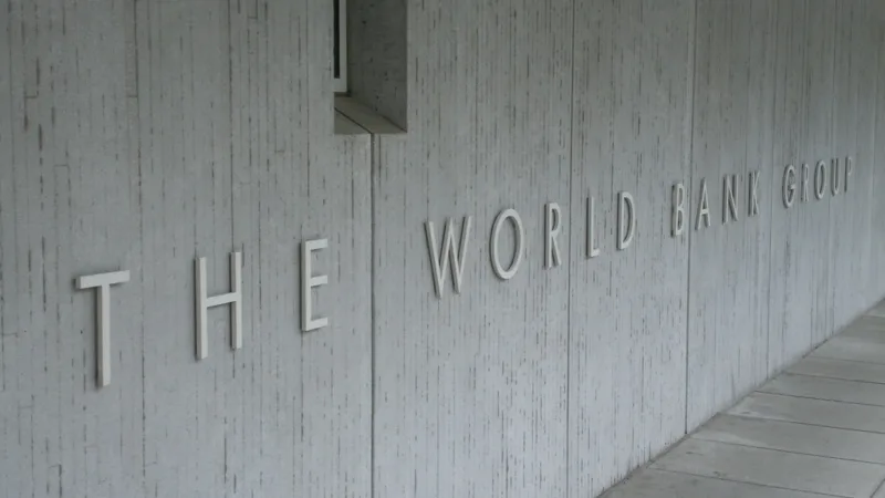 PIB: Banco Mundial prevê tombo de 8% na economia brasileira em 2020