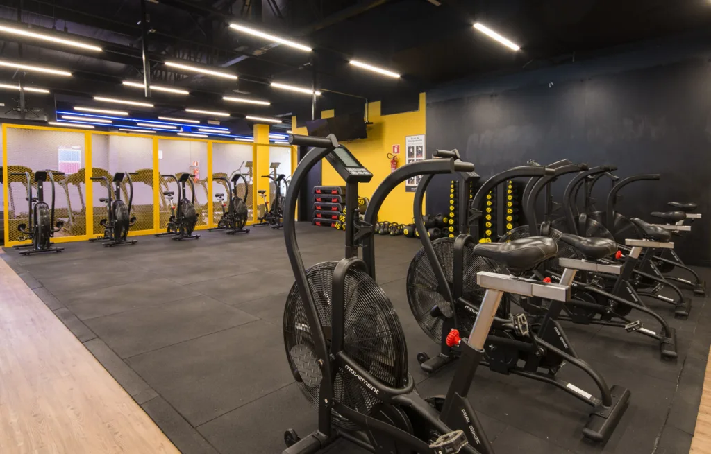Último balanço da Smart Fit, do 2T21, teve prejuízo de R$ 161 milhões, redução de 36% - Foto: Divulgação