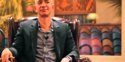 Jeff Bezos supera pico pré-divórcio e registra fortuna de US$ 171,6 bi
