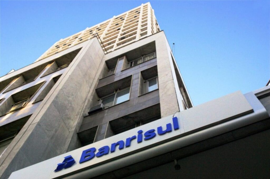 A ação do Banrisul (BRSR6) fechou em alta de 3,25%, aos R$ 13,35.