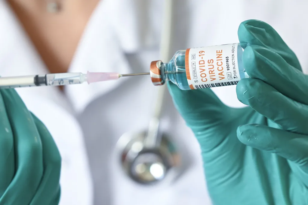 O governo editou uma Medida Provisória (MP) que libera R$ 2,5 bilhões para que o Brasil possa aderir ao Covax Facility.