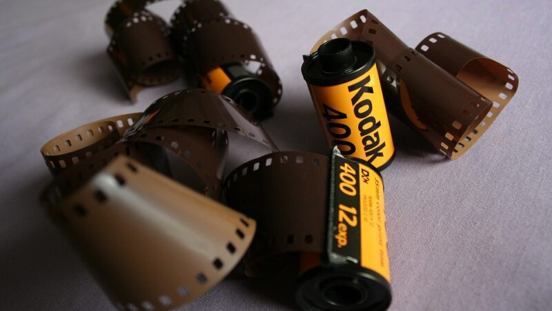 Kodak dispara mais de 1.000% com acordo para produção de fármacos