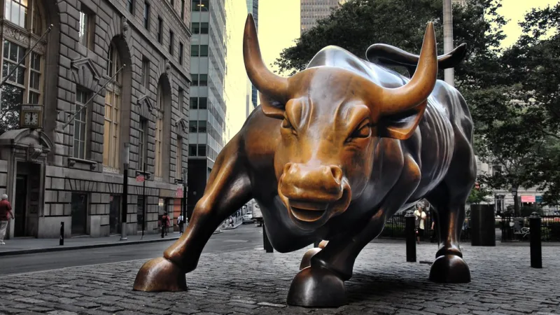 S&P 500 bate máxima recorde; bolsas mundiais em alta com vacina e China