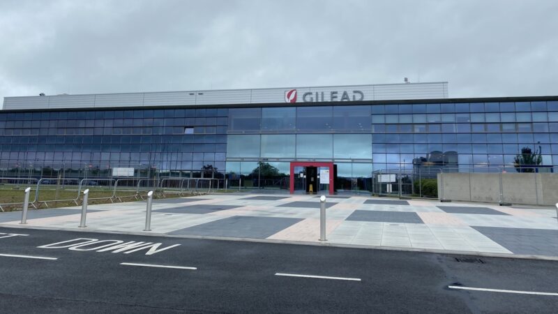 Gilead, fabricante do Remdesivir, investe em empresa de imunoterapia