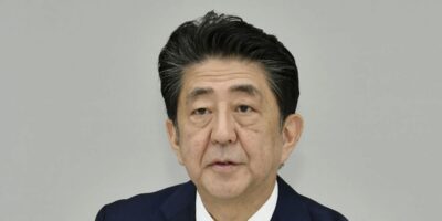 Shinzo Abe, primeiro-ministro do Japão, renuncia ao cargo