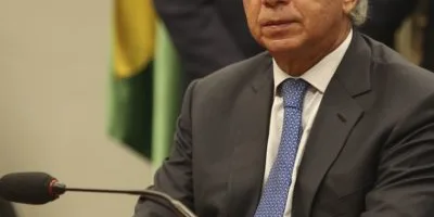 Renda Brasil deve ser lançado na terça-feira, segundo Paulo Guedes