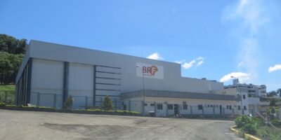 BRF (BRFS3) apresenta 1.138 casos de covid-19 na planta de Toledo (PR)