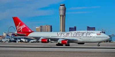Virgin Atlantic lança seguro gratuito contra covid-19 de até R$ 3,6 mi