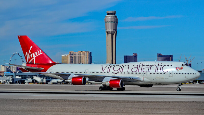 Virgin Atlantic lança seguro gratuito contra covid-19 de até R$ 3,6 mi