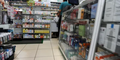 Farmácias registram aumento de 106% em vendas online por pandemia