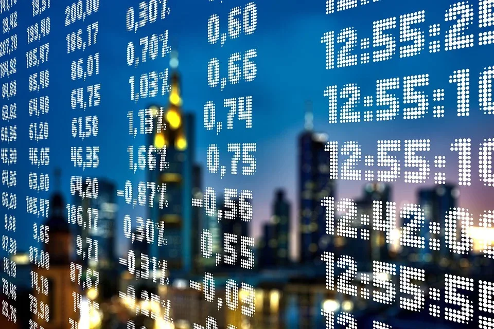 Na última sessão, o Ibovespa caiu quase 1,5%