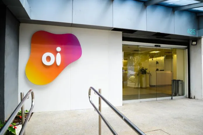 Oi (OIBR3): Anatel ainda vê alto risco para tele