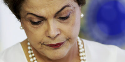 Teto de gastos é atentado e bloqueia o Brasil, diz Dilma Rousseff