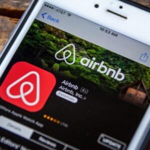 Airbnb limita alugueis para jovens em alguns países para evitar festas