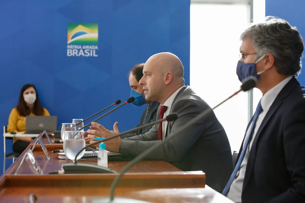 Secretário executivo do Ministério da Economia, fala sobre PIB