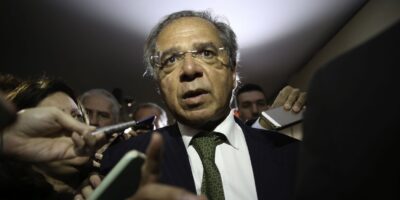 Guedes volta a prometer privatizações de ‘grandes empresas’ em até 60 dias