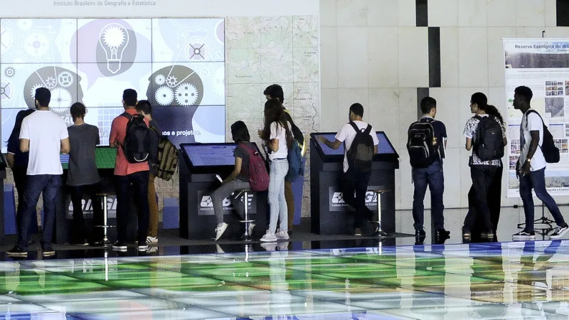 Sindicatos perdem cerca de um milhão de inscritos em um ano, mostra IBGE