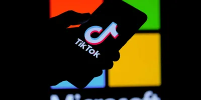 Trump diz que governo conversou com Walmart e Oracle sobre TikTok