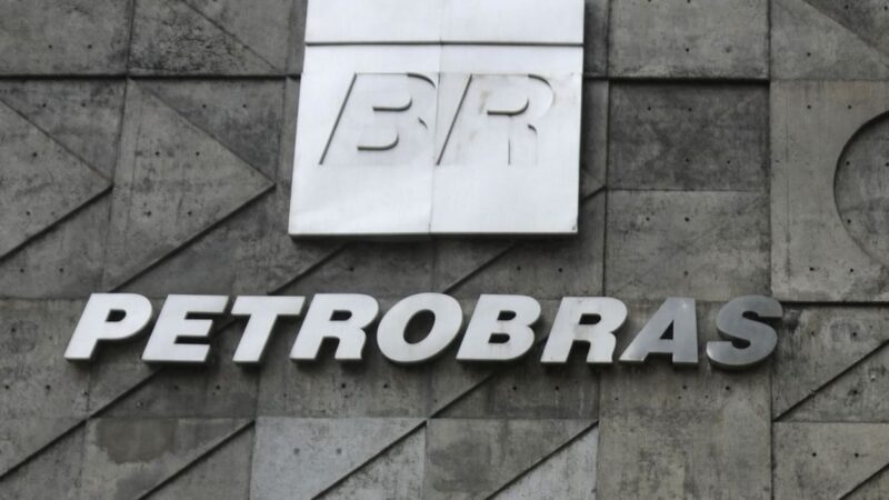 Petrobras (PETR4): Valor obtido em recompra de títulos soma US<p></noscript><img class=