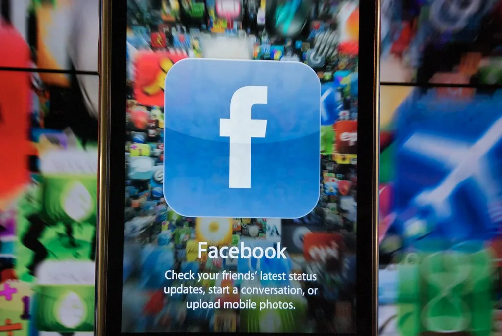 Facebook (FBOK34) planeja conectar EUA e Indonésia com cabos submarinos