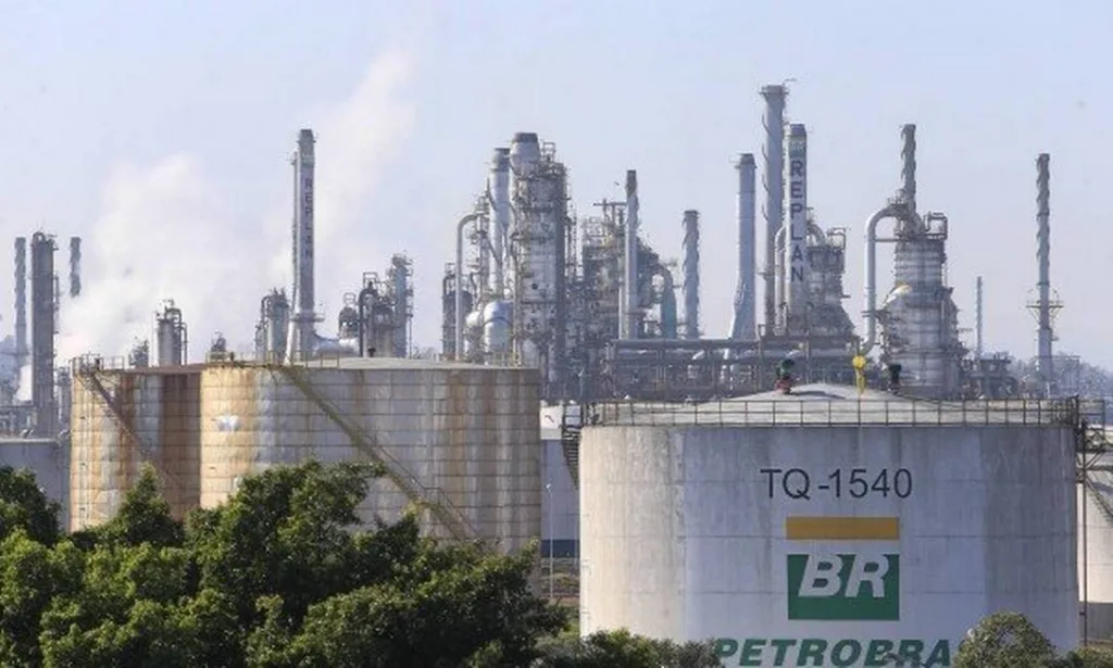 Petrobras (PETR4) 