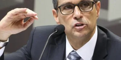 Câmbio: Banco Central poderá intervir pesadamente, afirma Campos Neto