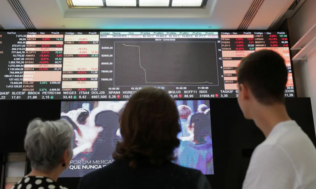 Outra empresa que apresenta destaque nesta sexta-feira mas não está listada no Ibovespa é a Linx (LINX3)