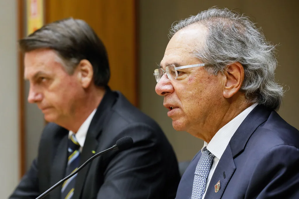 Paulo Guedes recebeu as declarações de Bolsonaro sobre o Renda Brasil como "um carrinho"