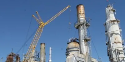 Disputa por refinarias da Petrobras (PETR4) está acirrada, diz jornal