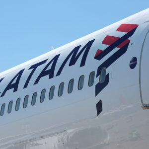 A Latam Airlines anotou prejuízo de US$ 573,1 milhões no 3T20, revertendo o lucro de US$ 86,3 milhões no 3T19.