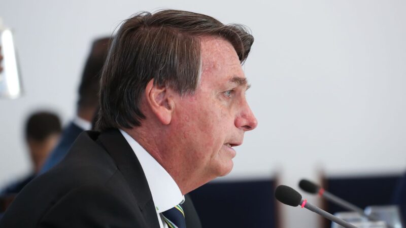 Jair Bolsonaro sanciona prorrogação de incentivos fiscais às montadoras de veículos
