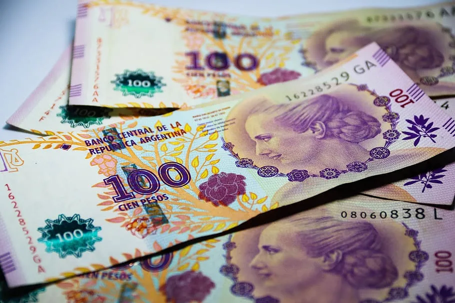 A agência de rating Fitch elevou a nota da Argentina mencionando a conclusão das reestruturação de dívidas