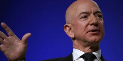 Jeff Bezos já vendeu US$ 4 bilhões em ações da Amazon (AMZO34); veja os motivos