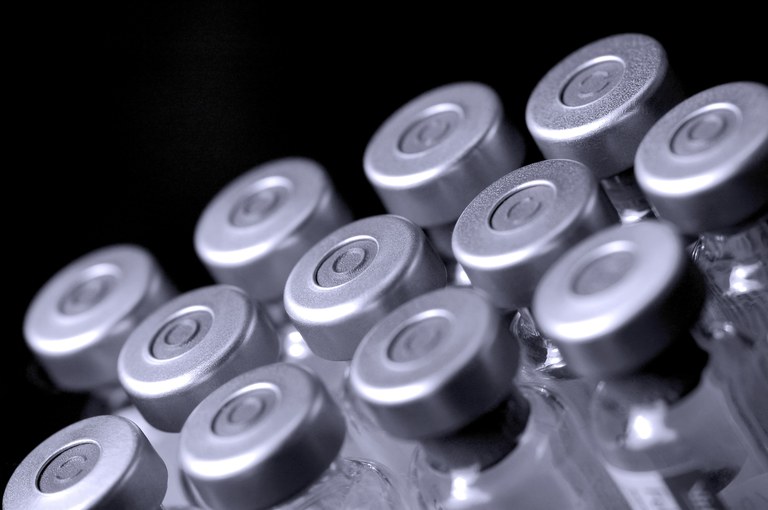 Rússia registrará 2ª vacina contra covid-19 até 15 de outubro, diz agência