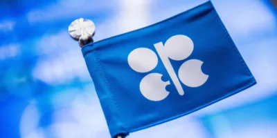 Opep+ anuncia corte de 100 mil barris por dia na produção de petróleo