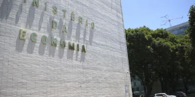 Governo libera limites de despesas para 4 ministérios por decreto