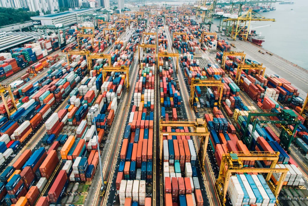 Transportes de contêineres